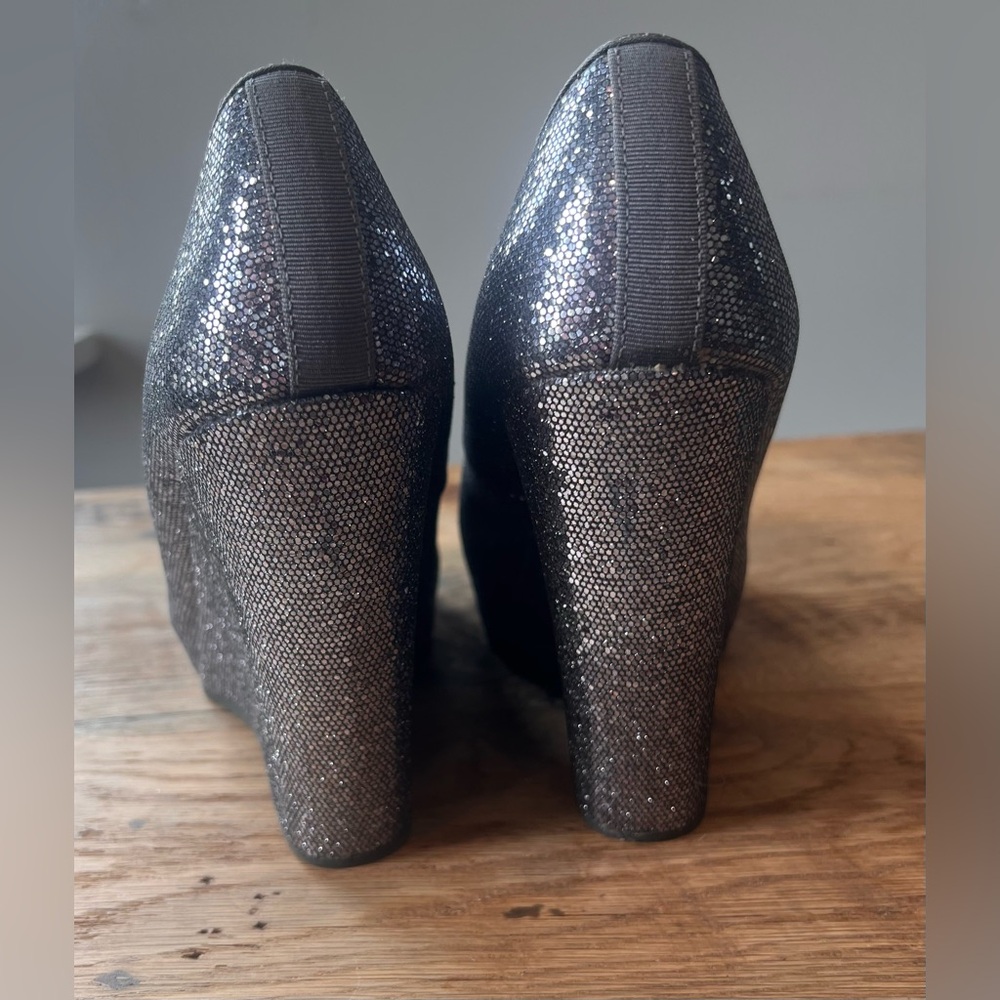 Mi Amore Sparkling Silver Wedges - Picture 4 of 5